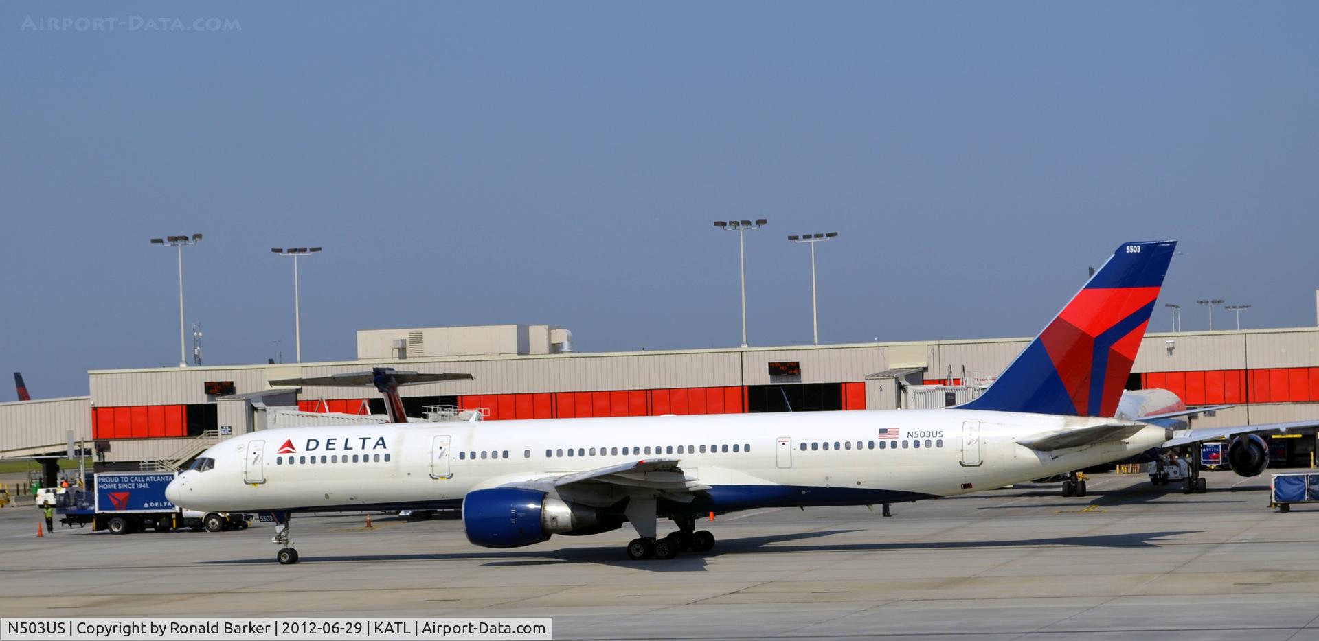 N503US, 1985 Boeing 757-251 C/N 23192, Taxi ATL