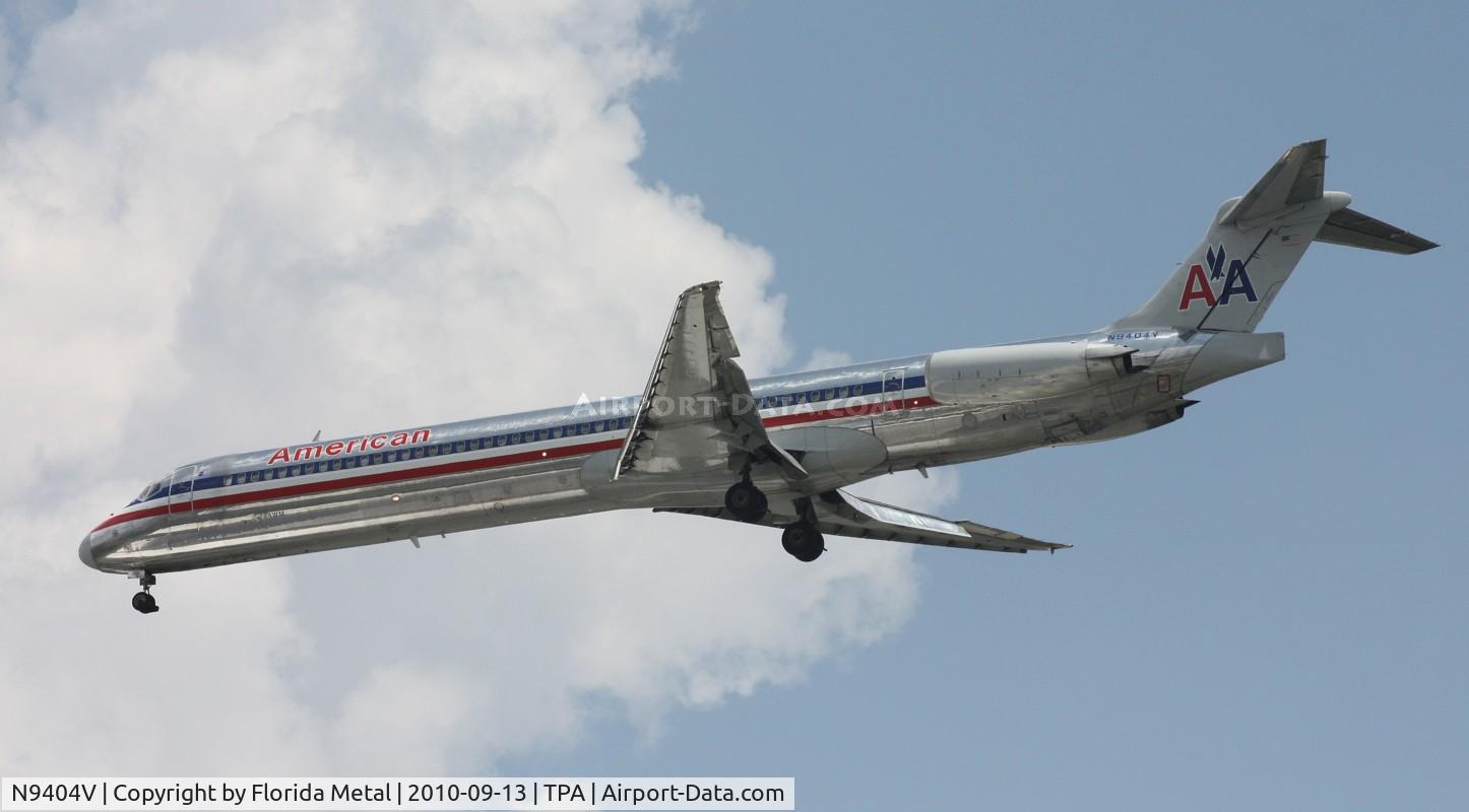 N9404V, 1992 McDonnell Douglas MD-83 (DC-9-83) C/N 53140, American MD-83