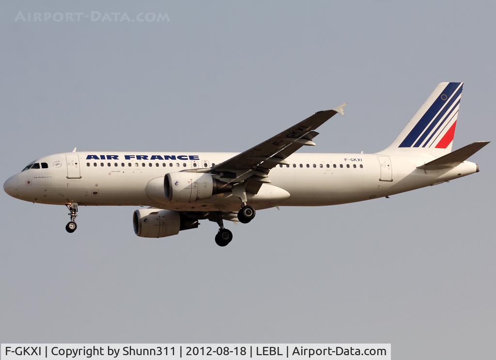 F-GKXI, 2003 Airbus A320-214 C/N 1949, Landing rwy 25R