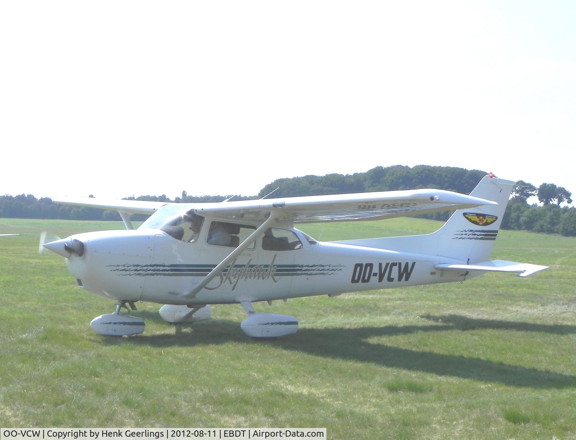 OO-VCW, 1998 Cessna 172R C/N 17280344, Fly In , Schaffen Diest