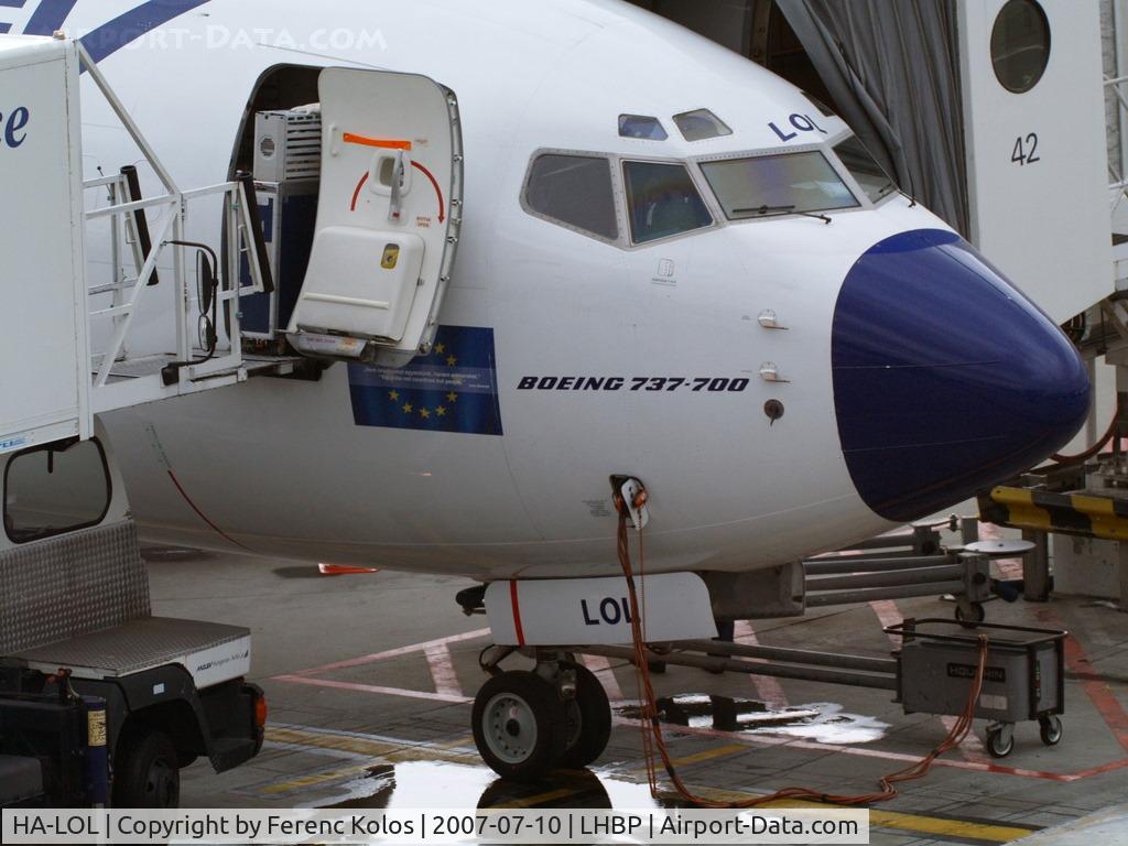 HA-LOL, 2004 Boeing 737-7Q8 C/N 29352, Ferihegy