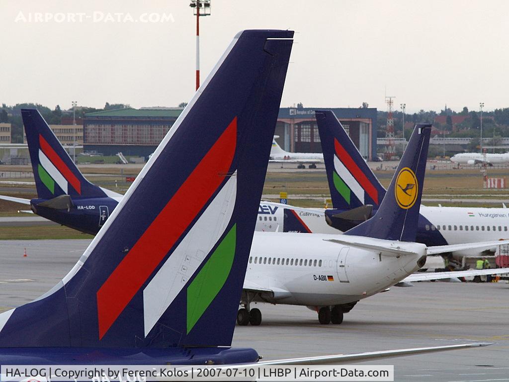 HA-LOG, 2004 Boeing 737-6Q8 C/N 28261, Ferihegy