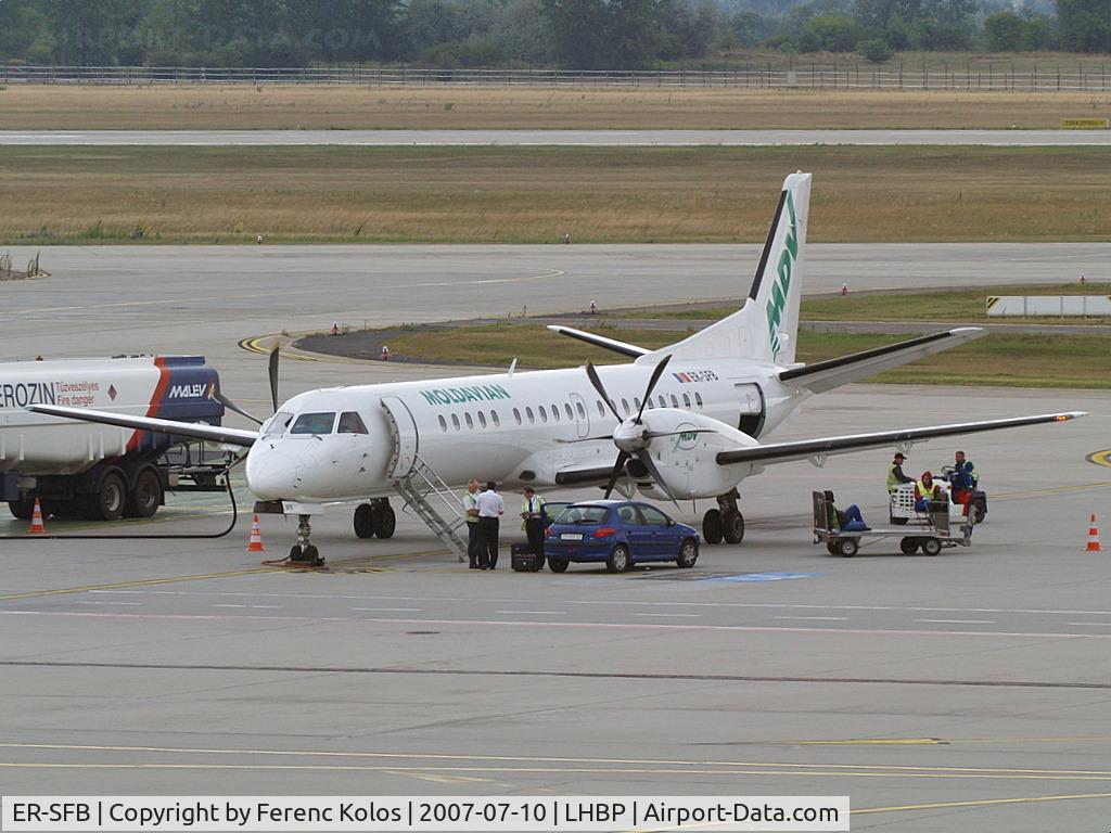 ER-SFB, 1995 Saab 2000 C/N 2000-022, Ferihegy