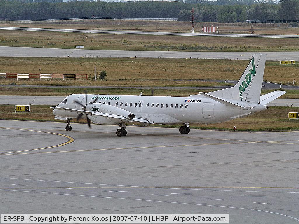 ER-SFB, 1995 Saab 2000 C/N 2000-022, Ferihegy