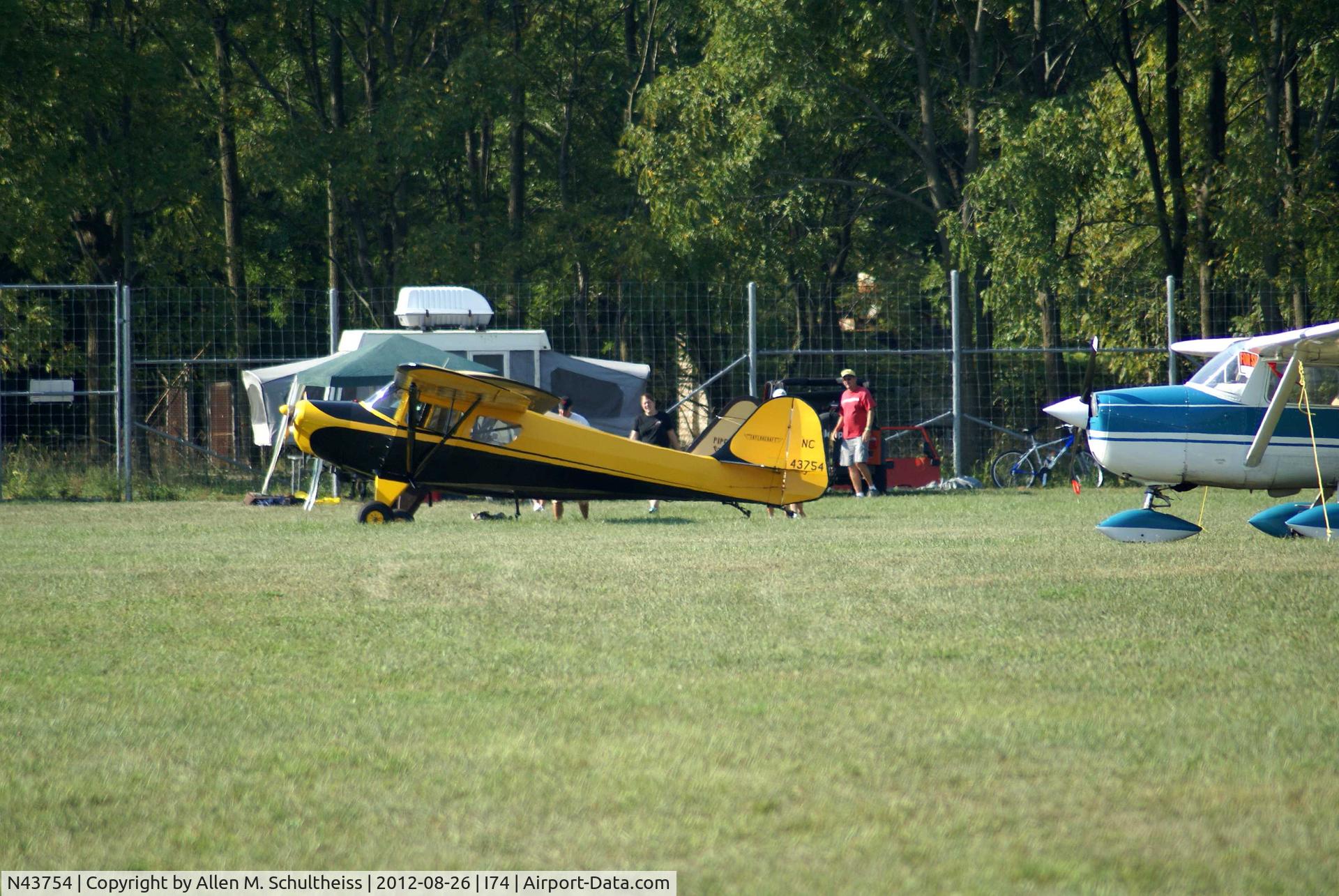 N43754, 1946 Taylorcraft BC12-D C/N 7413, 1946 Taylorcraft BC12-D