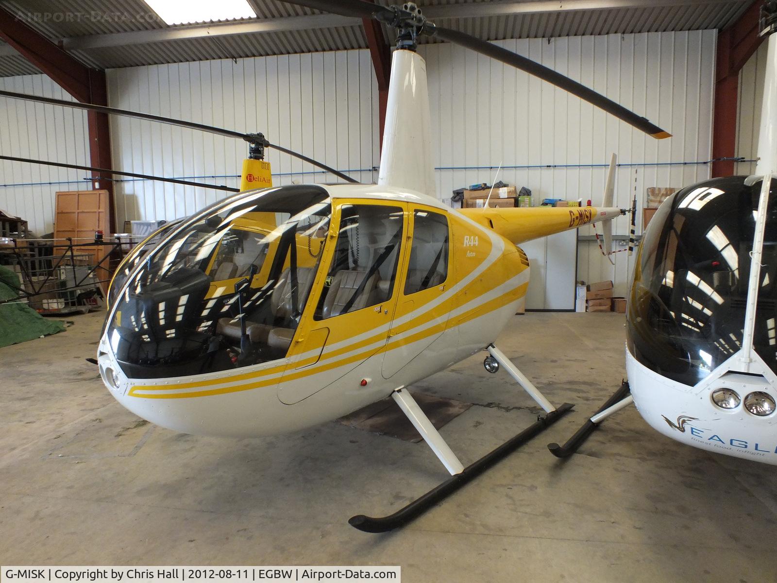 G-MISK, 1998 Robinson R44 Astro C/N 0520, at Wellesbourne Mountford