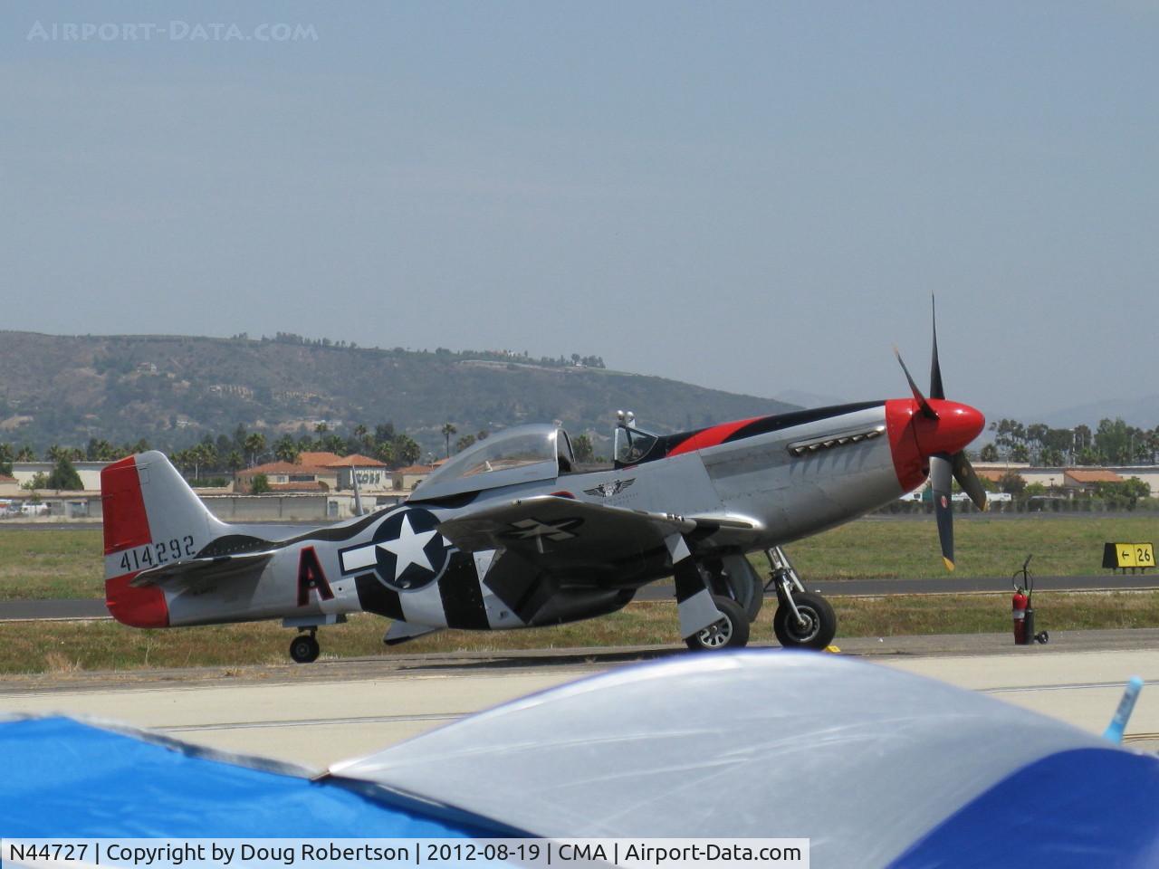 N44727, 1944 North American P-51D Mustang C/N 122-39198, 1944 North American/Aero Classics P-51D MUSTANG MAN O' WAR, Packard-Rolls V-1650-3 Merlin 1,695 Hp, on airshow flight line