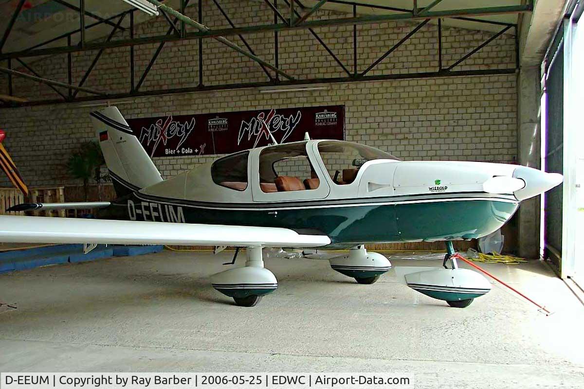 D-EEUM, 1982 Socata TB-10 Tobago C/N 270, Socata TB-10 Tobago [270] Damme~D 25/05/2006