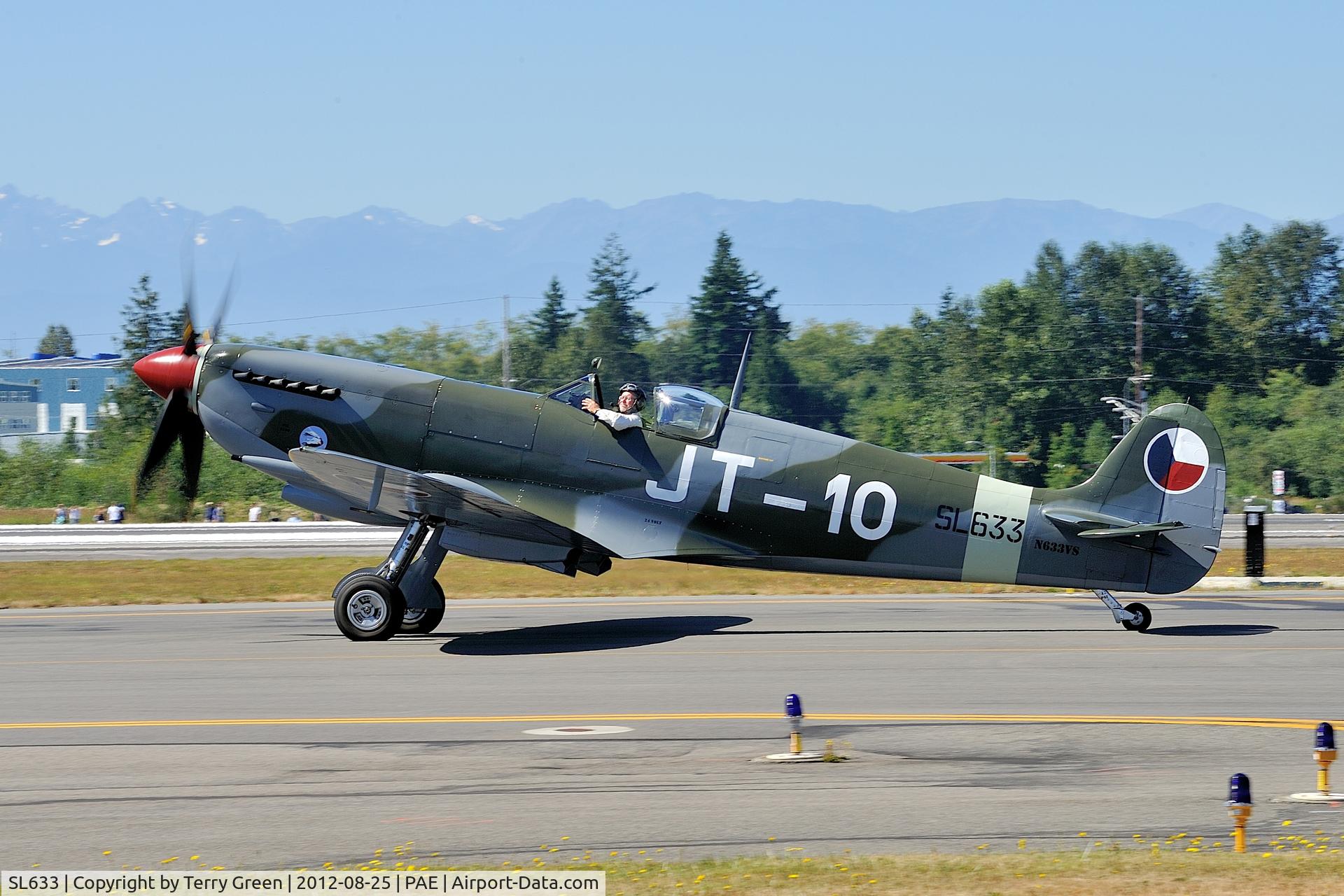 SL633, 1945 Supermarine 361 Spitfire LF.IXe C/N CBAF.IX.571, JT-10 Owned by Historic Flights at Kilo-7