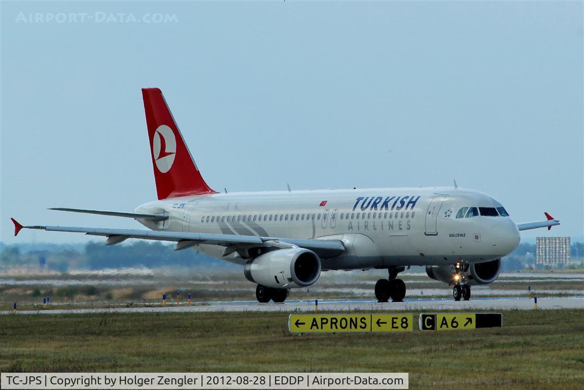 TC-JPS, 2008 Airbus A320-232 C/N 3718, Lining up for take-off to IST.....