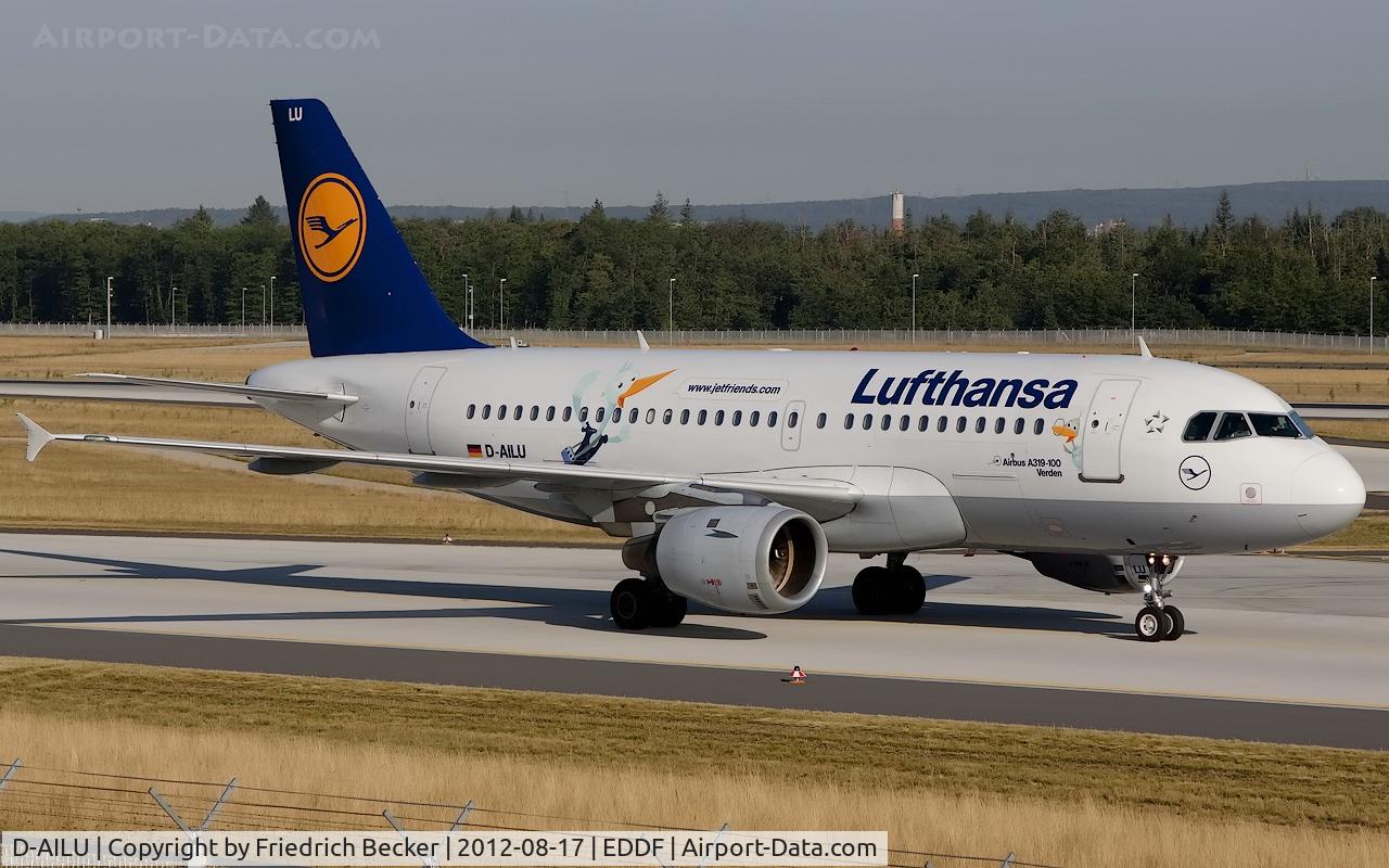 D-AILU, 1997 Airbus A319-114 C/N 744, taxying to the gate