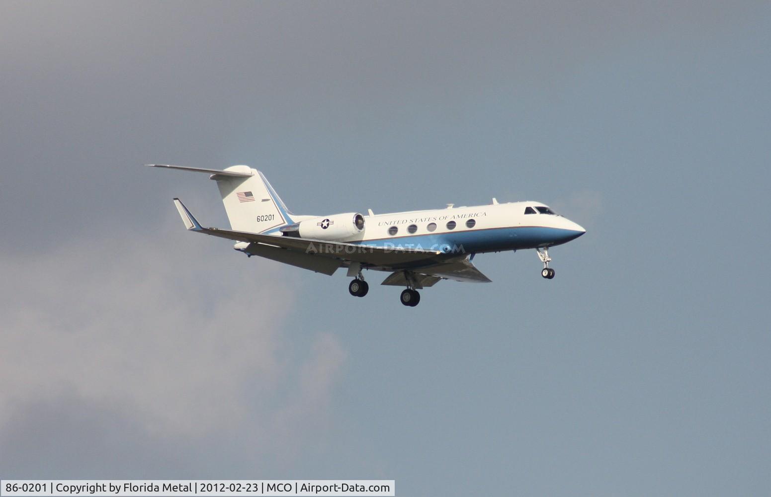 86-0201, 2007 Gulfstream Aerospace C-20B (Gulfstream III) C/N 470, C-20B coming in for NBA Allstar game