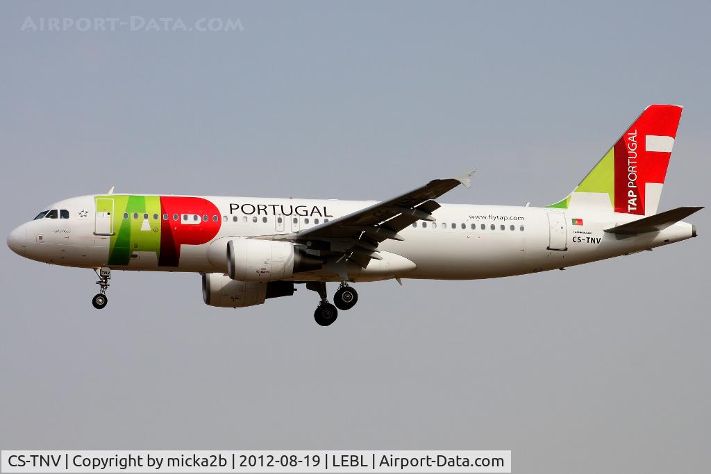 CS-TNV, 2009 Airbus A320-214 C/N 4143, Landing