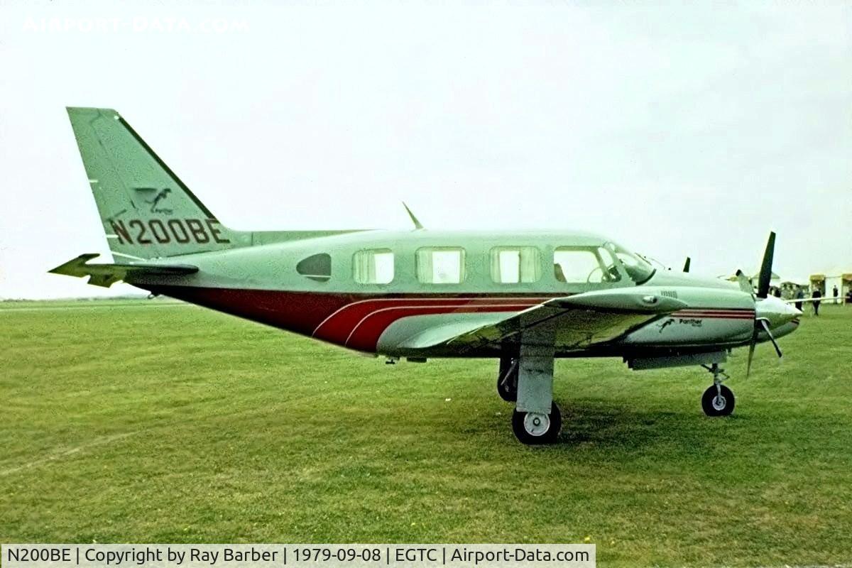 N200BE, 1976 Piper PA-31-310 Navajo C/N 31-7612084, Piper PA-31-325 Navajo C/R [31-7612084] Cranfield~G 08/09/1979