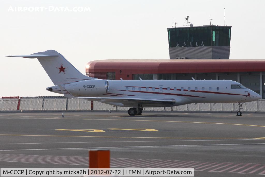 M-CCCP, 2010 Bombardier Global 5000 (BD-700-1A11) C/N 9418, Parked