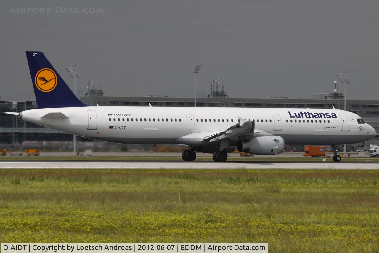 D-AIDT, 2012 Airbus A321-231 C/N 5087, Lufthansa
