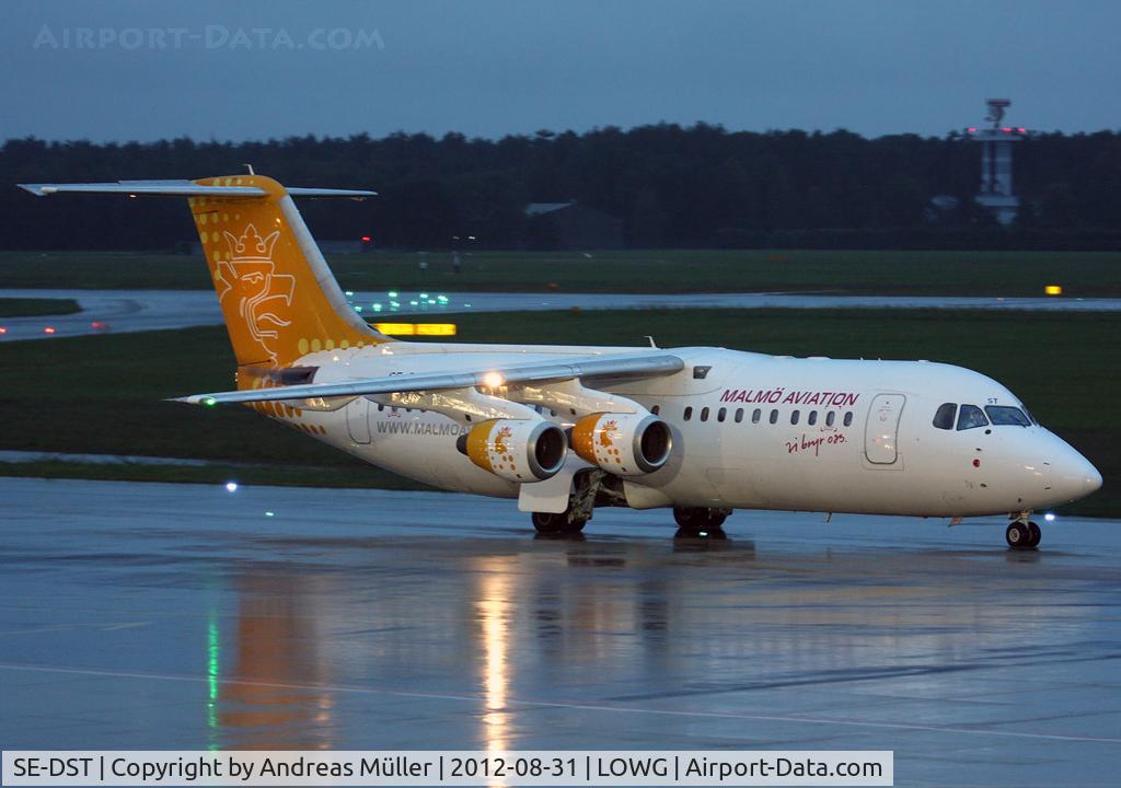 SE-DST, 1994 British Aerospace Avro 146-RJ100 C/N E3247, Fuel stop
