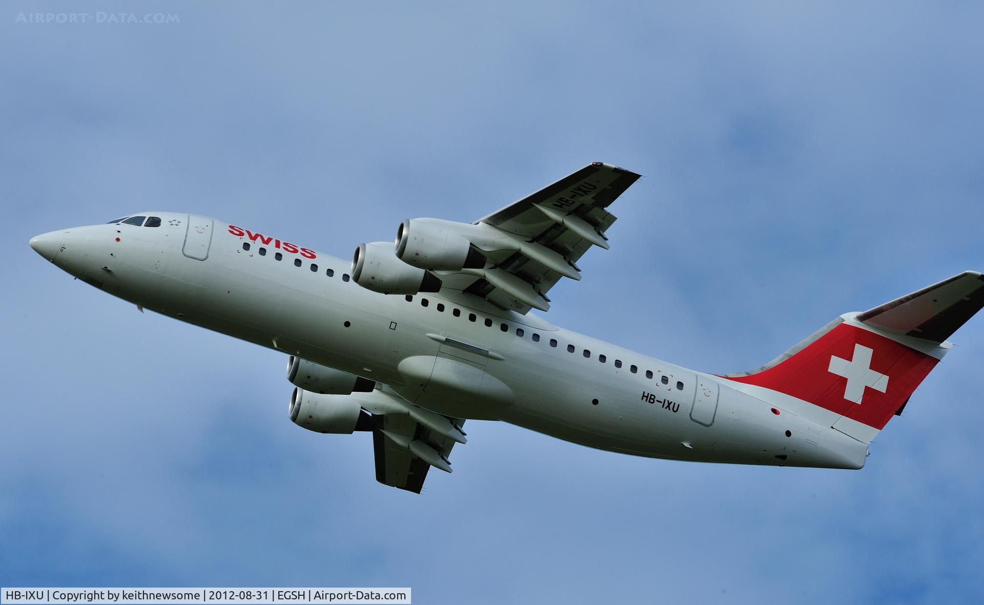 HB-IXU, 1995 British Aerospace Avro 146-RJ100 C/N E3276, Yet another Swiss leaving Air Livery !