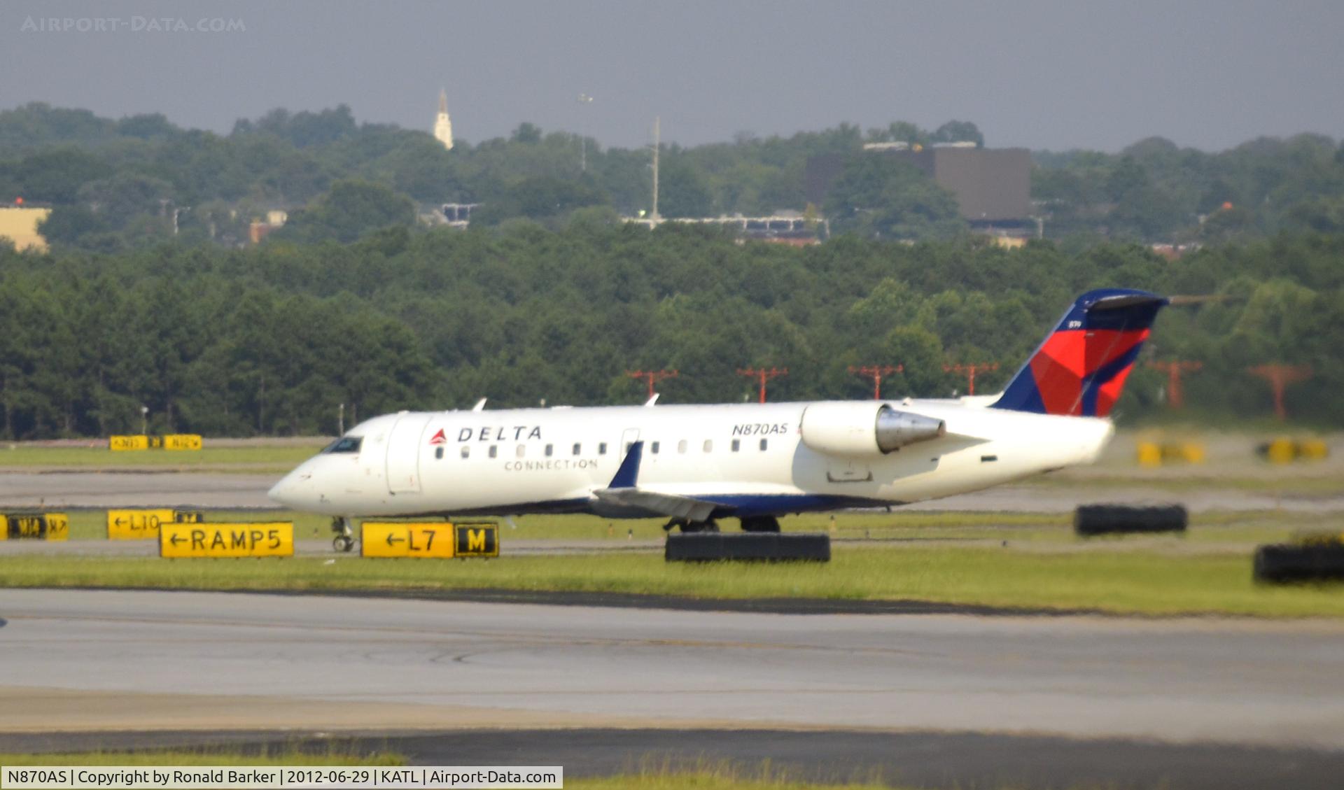 N870AS, 2001 Bombardier CRJ-200ER (CL-600-2B19) C/N 7530, Taxi ATL