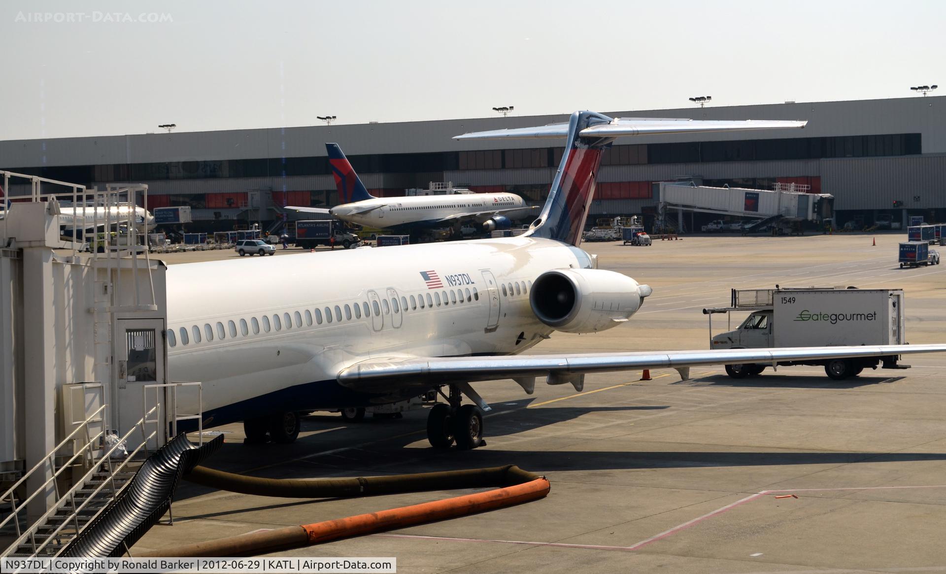 N937DL, 1989 McDonnell Douglas MD-88 C/N 49810, Atlanta