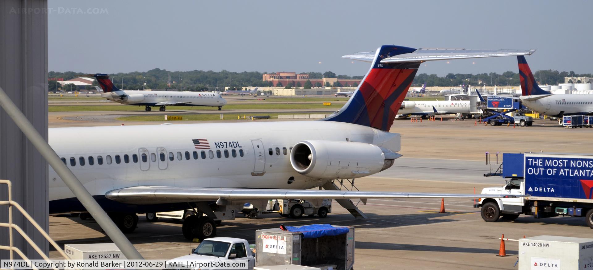 N974DL, 1991 McDonnell Douglas MD-88 C/N 53242, Atlanta