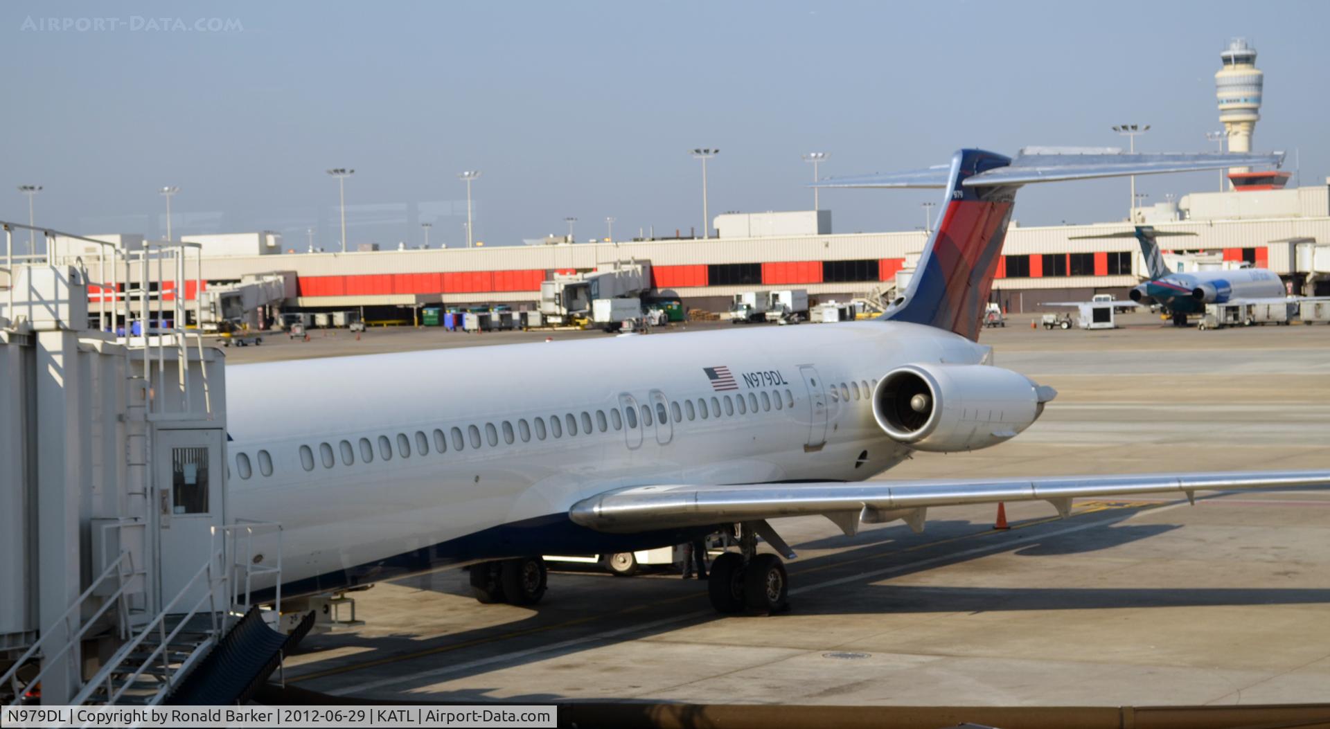 N979DL, 1991 McDonnell Douglas MD-88 C/N 53266, Atlanta