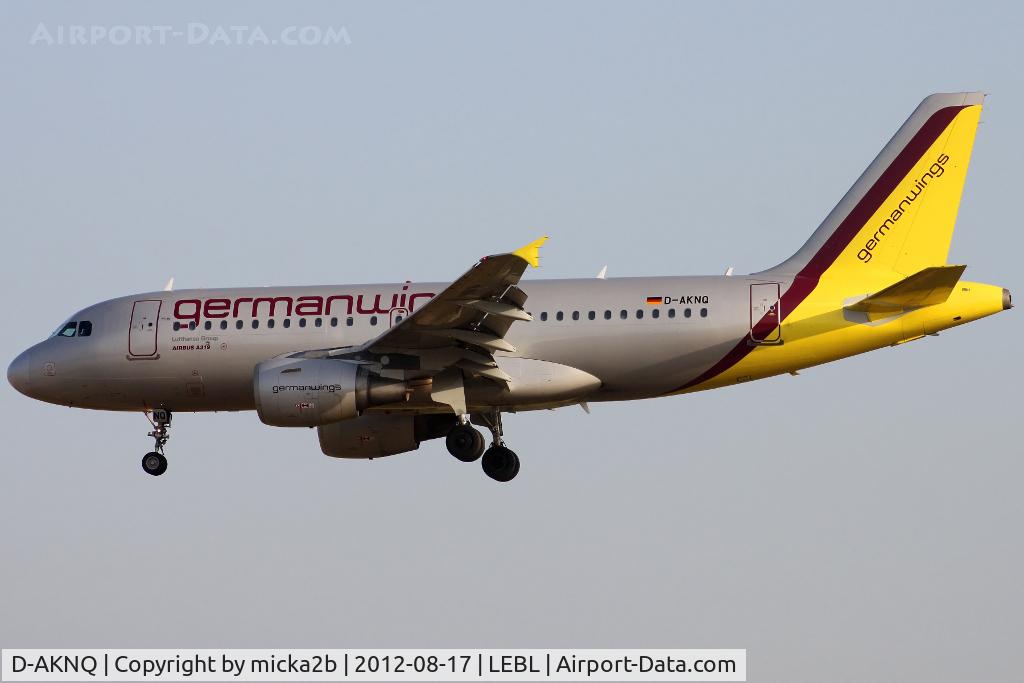 D-AKNQ, 2000 Airbus A319-112 C/N 1170, Landing. Scrapped in may 2022.