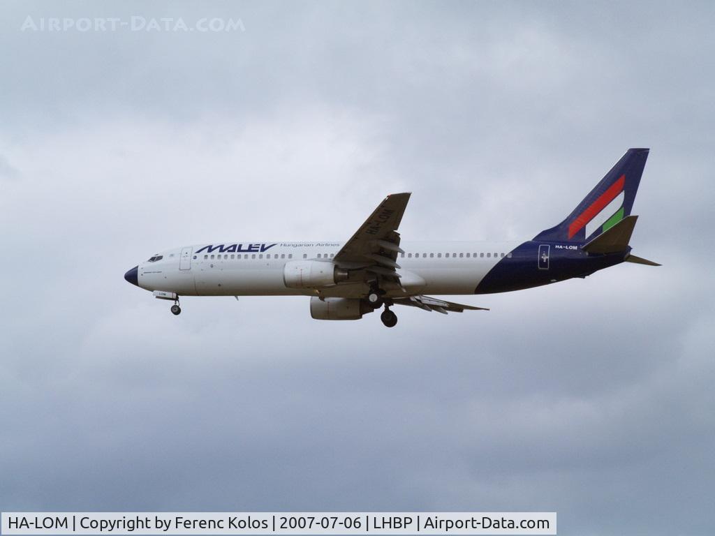 HA-LOM, 2004 Boeing 737-8Q8 C/N 30672, Ferihegy