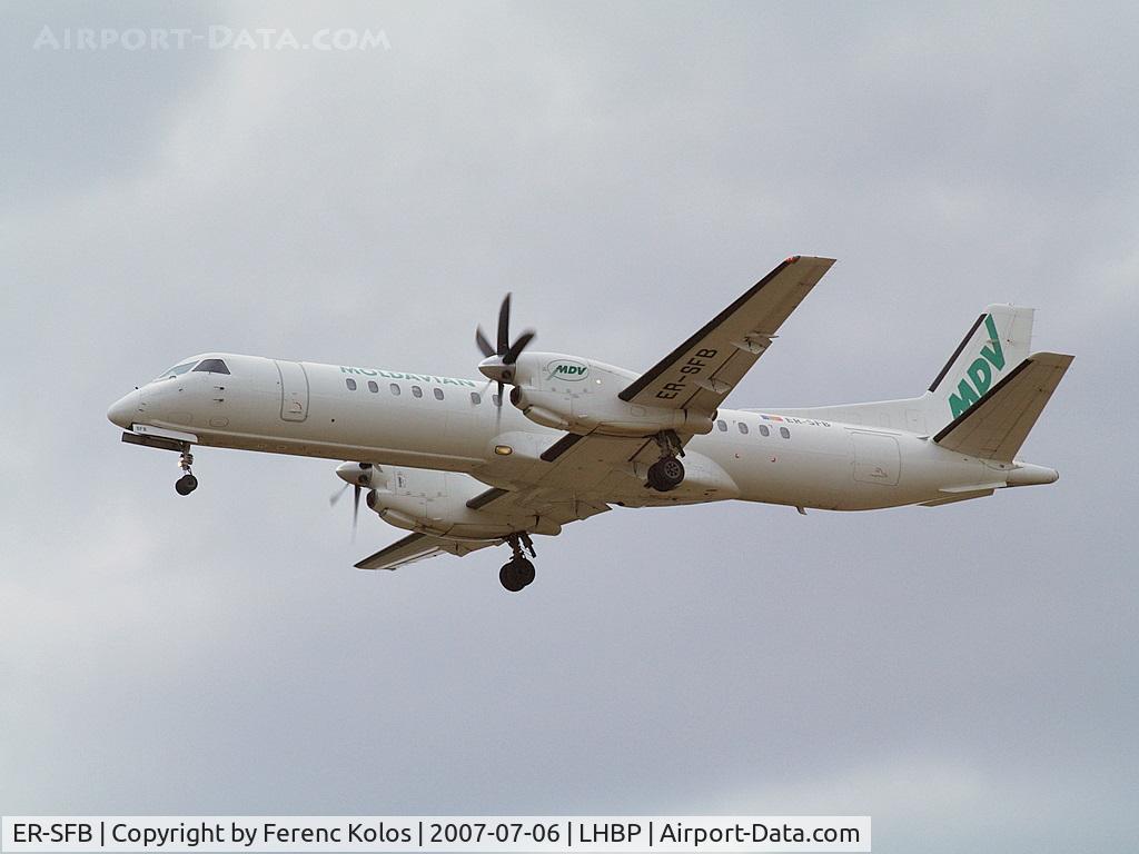 ER-SFB, 1995 Saab 2000 C/N 2000-022, Ferihegy