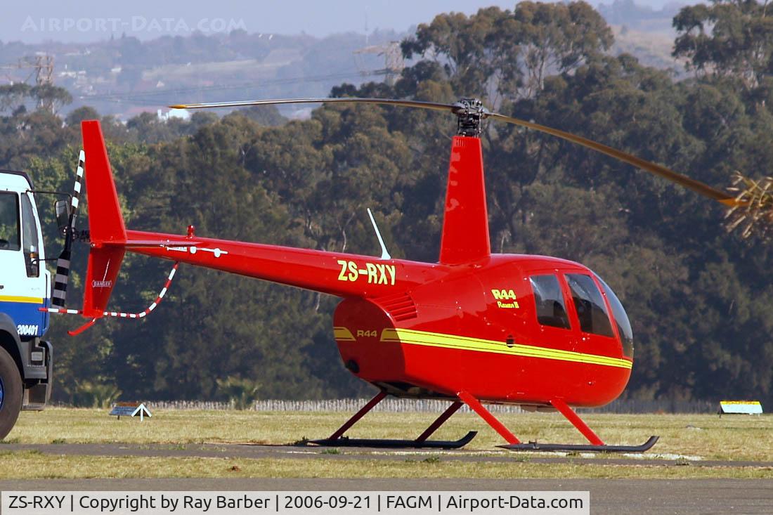 ZS-RXY, 2005 Robinson R44 Raven II C/N 10910, Robinson R-44 Raven II [10910] Rand~ZS 21/09/2006