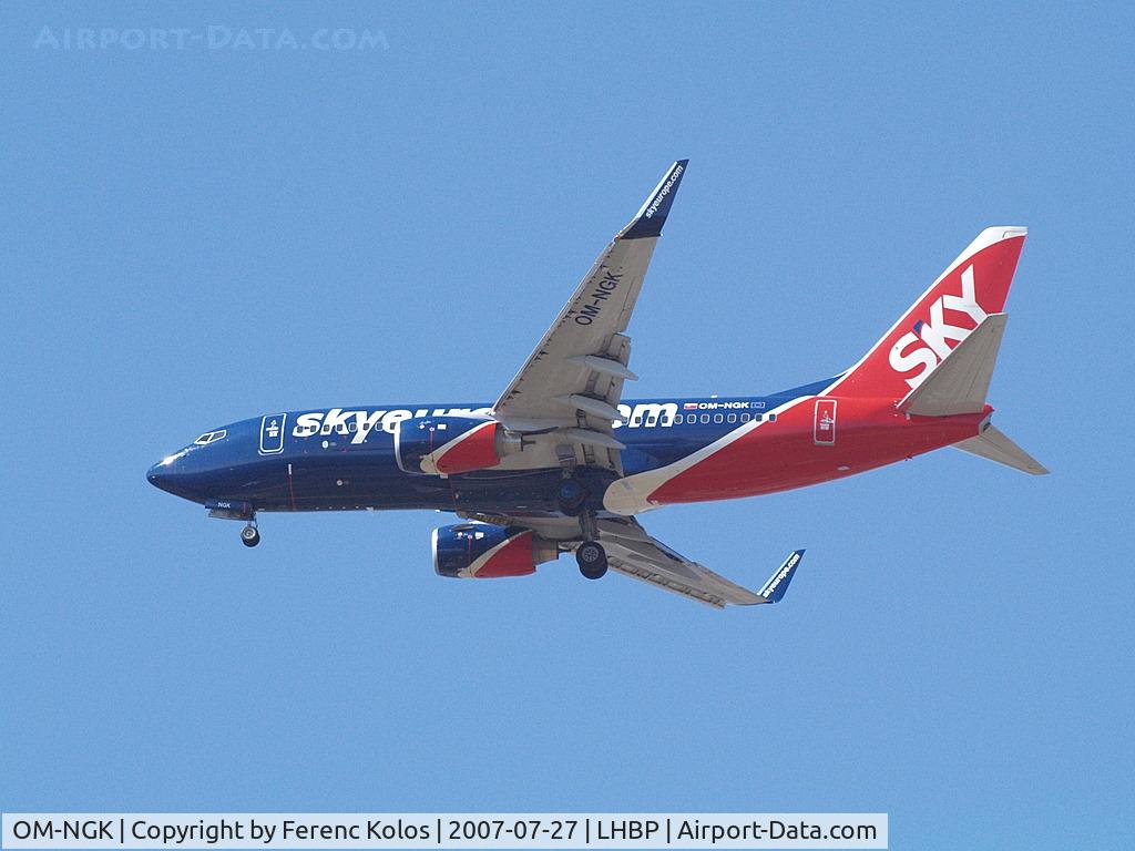 OM-NGK, 2007 Boeing 737-76N C/N 34756/2208, Ferihegy