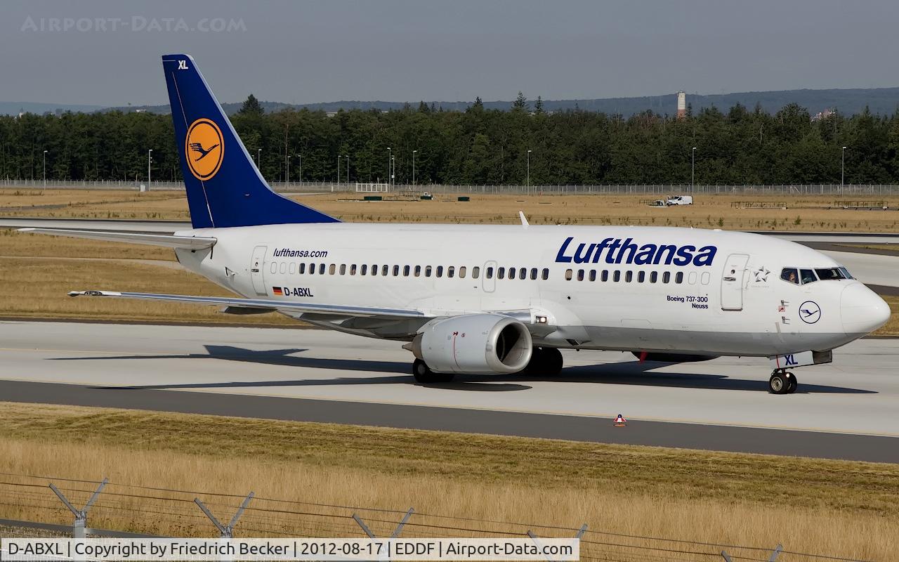 D-ABXL, 1986 Boeing 737-330 C/N 23531, taxying to the gate
