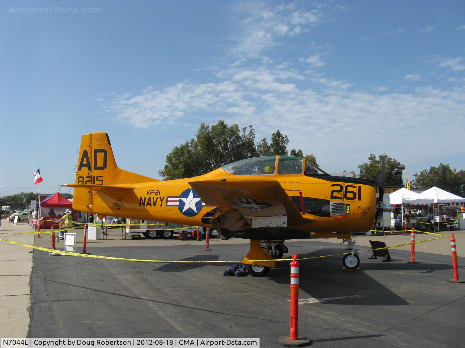 N7044L, 1955 North American T-28B Trojan C/N 200-286 (138215), 1955 North American T-28B TROJAN 'Susie Q II', Wright R-1820-86 9 cylinder radial 1,425 Hp, beautiful example