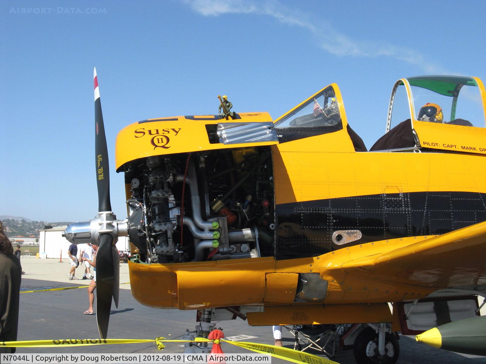 N7044L, 1955 North American T-28B Trojan C/N 200-286 (138215), 1955 North American T-28B TROJAN 'Susie Q II', Wright R-1820-86 1,425 Hp, cowl up to show engine. Built with many panels to enhance maintenance. Dive brake on this model.