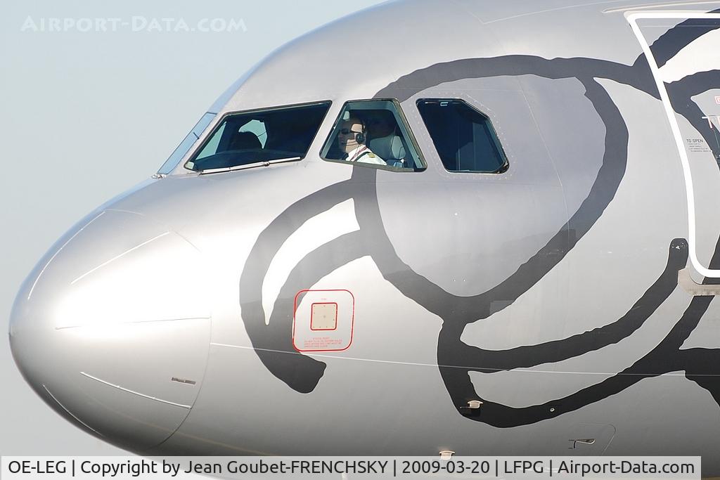 OE-LEG, 2010 Airbus A320-214 C/N 4581, NLY [HG] flyNiki