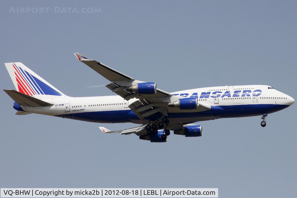 VQ-BHW, 1998 Boeing 747-4F6 C/N 28959, Landing