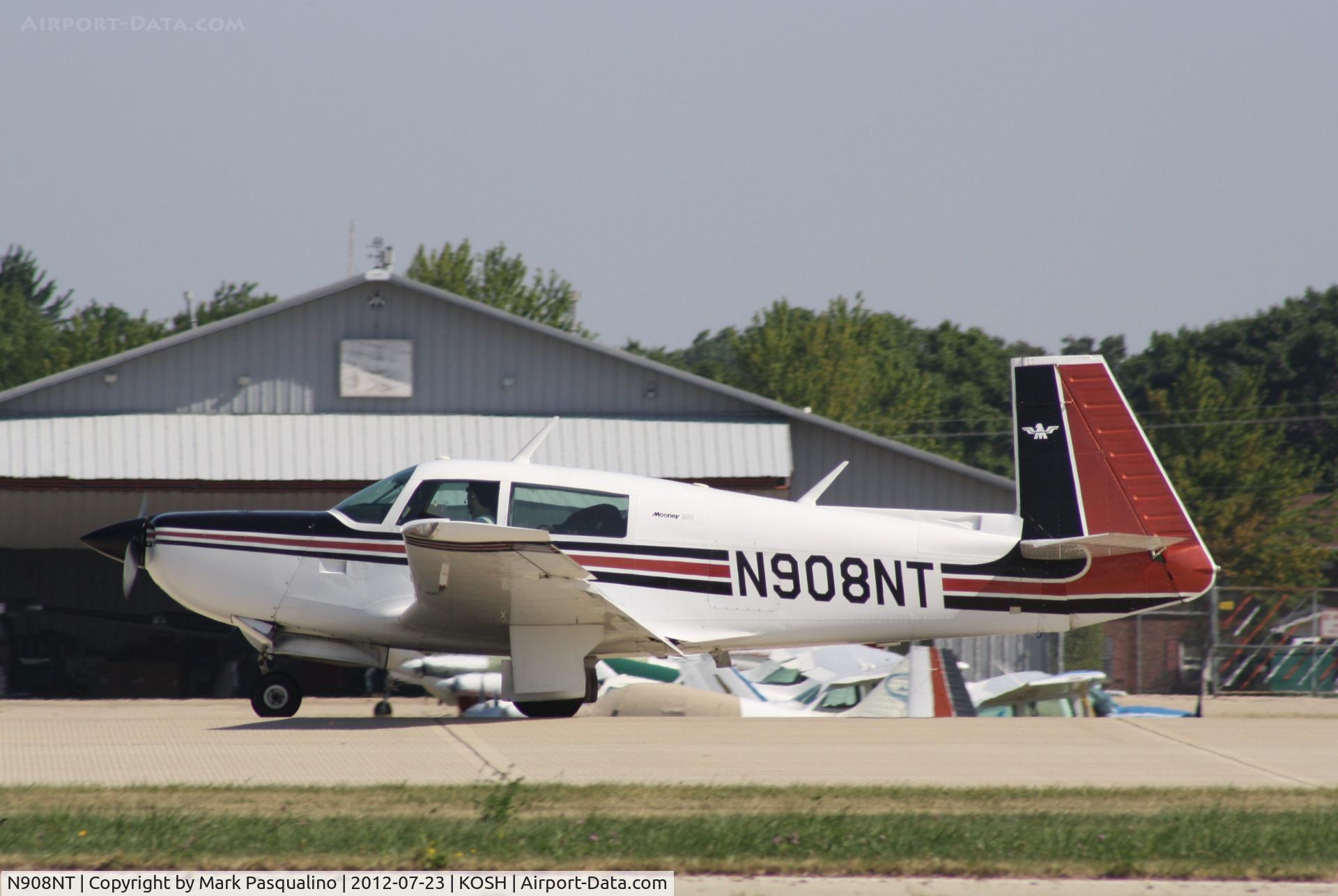N908NT, 1983 Mooney M20K C/N 25-0779, Mooney M20K