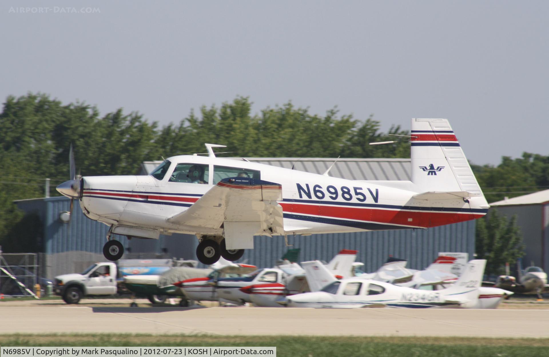 N6985V, 1976 Mooney M20F Executive C/N 22-1347, Money M20F