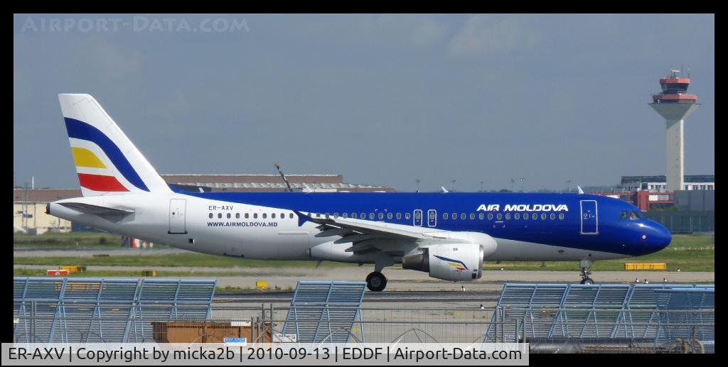 ER-AXV, 1996 Airbus A320-211 C/N 622, Take off. Scrapped in november 2019.