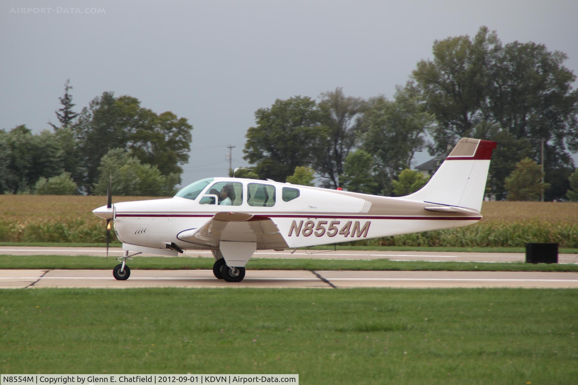 N8554M, 1963 Beech 35-B33 Debonair C/N CD-639, Quad Cities Air Show