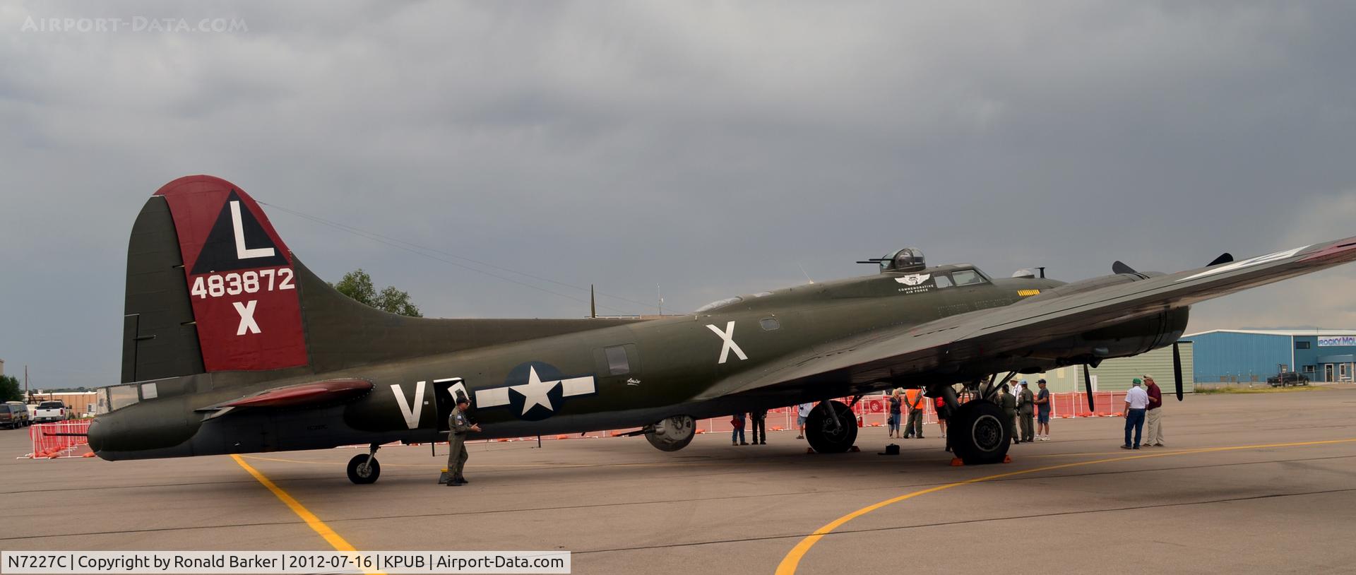 N7227C, 1944 Boeing B-17G Fortress C/N 32513, Right side B-17G