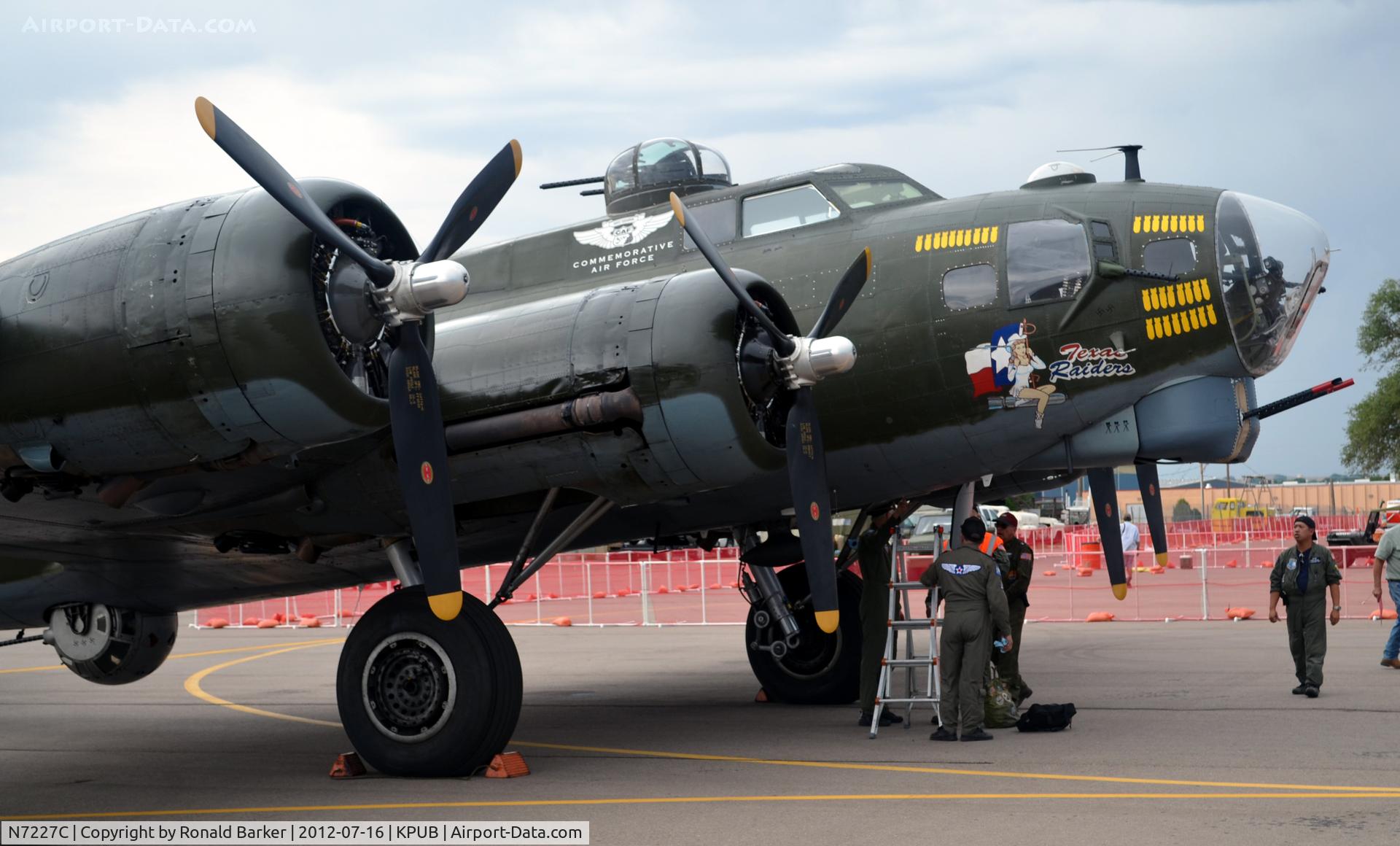 N7227C, 1944 Boeing B-17G Fortress C/N 32513, Right front quarter B-17G