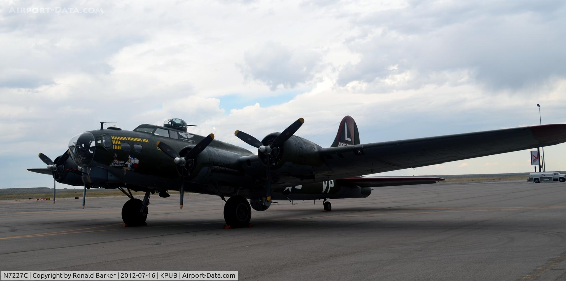 N7227C, 1944 Boeing B-17G Fortress C/N 32513, Left front quarter B-17G
