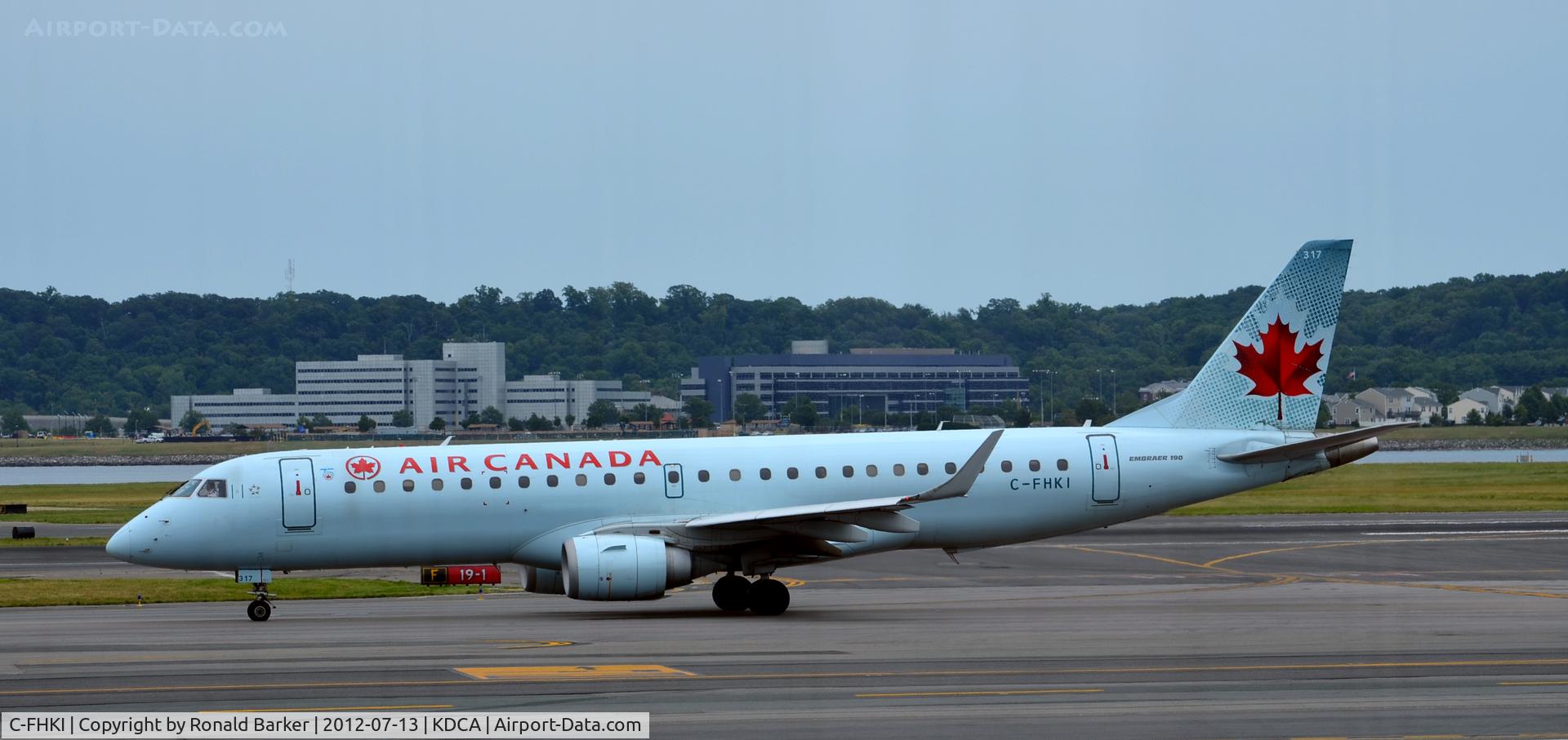 C-FHKI, 2006 Embraer 190AR (ERJ-190-100IGW) C/N 19000052, Taxi DCA