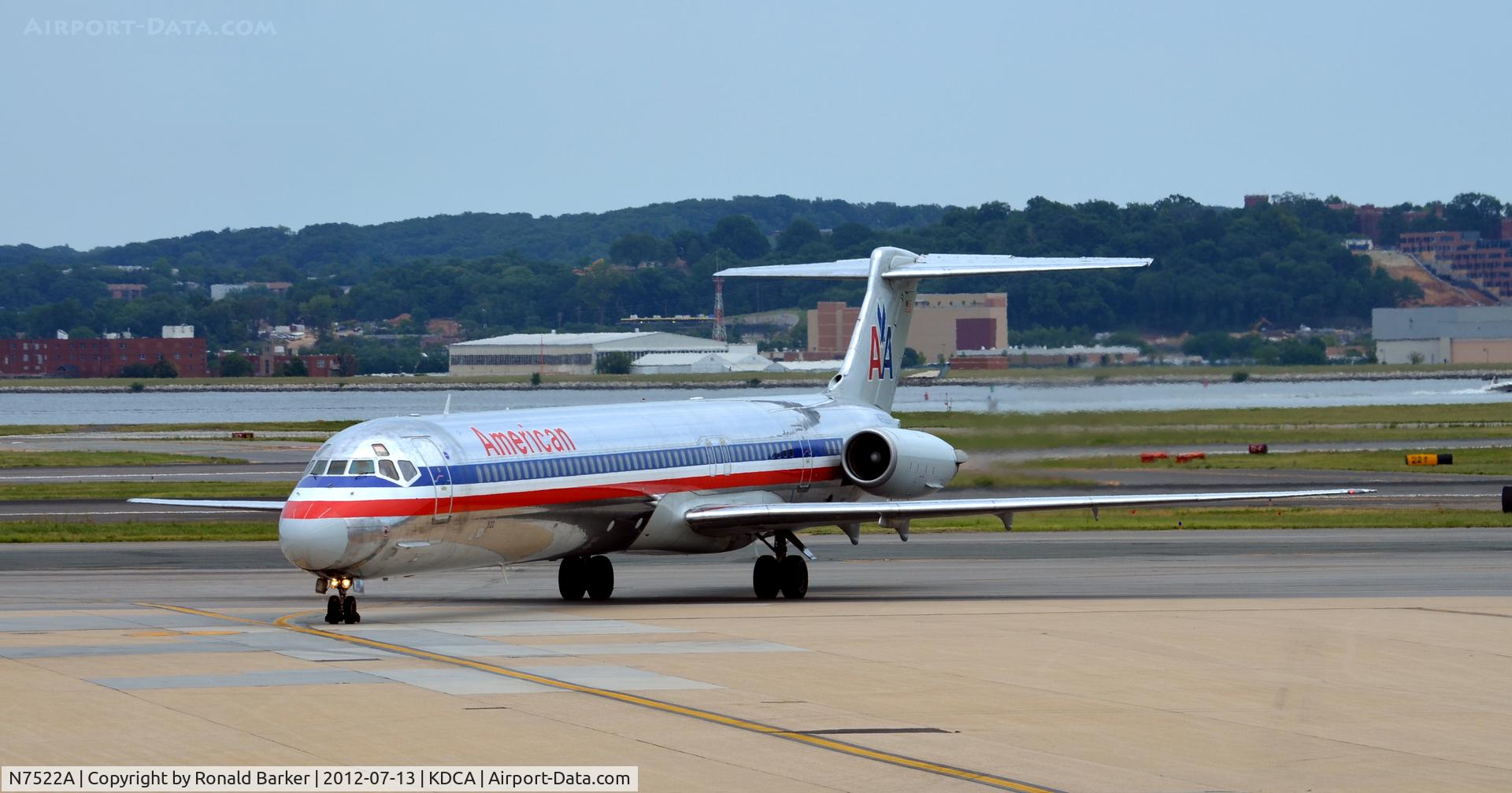 N7522A, 1990 McDonnell Douglas MD-82 (DC-9-82) C/N 49899, Taxi DCA