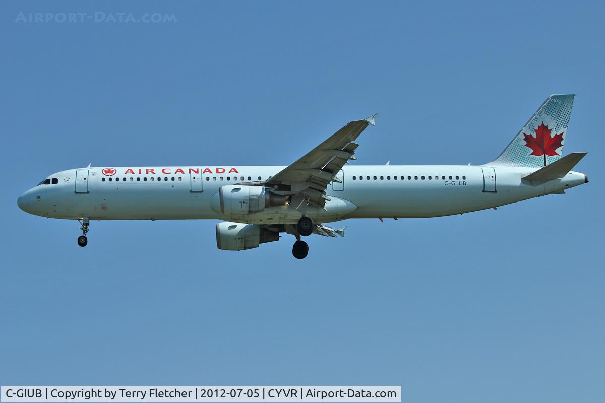 C-GIUB, 2001 Airbus A321-211 C/N 1623, 2001 Airbus A321-211, c/n: 1623