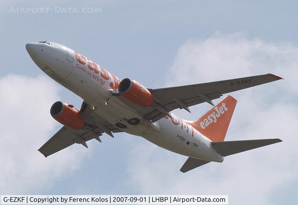G-EZKF, 2004 Boeing 737-73V C/N 32427, Ferihegy
