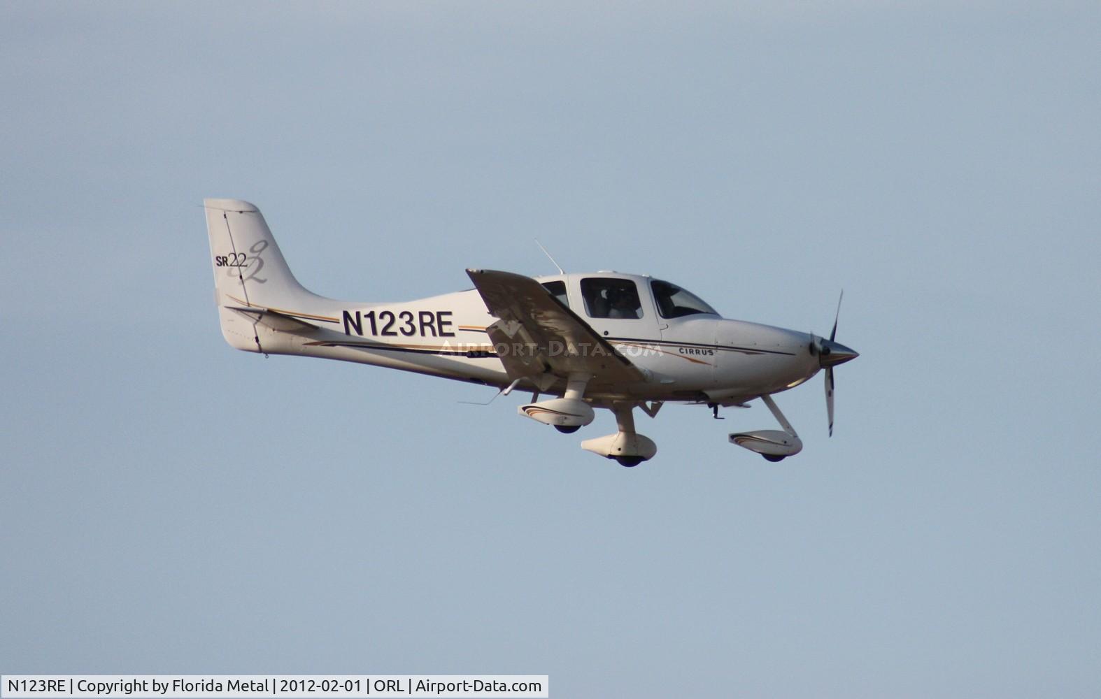 N123RE, 2004 Cirrus SR22 G2 C/N 1051, Cirrus SR22