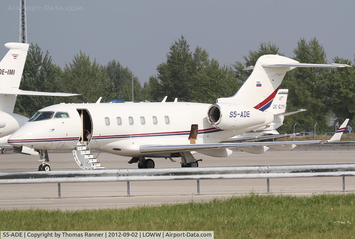 S5-ADE, 2008 Bombardier Challenger 300 (BD-100-1A10) C/N 20236, Elite Avia Bombadier BD-100