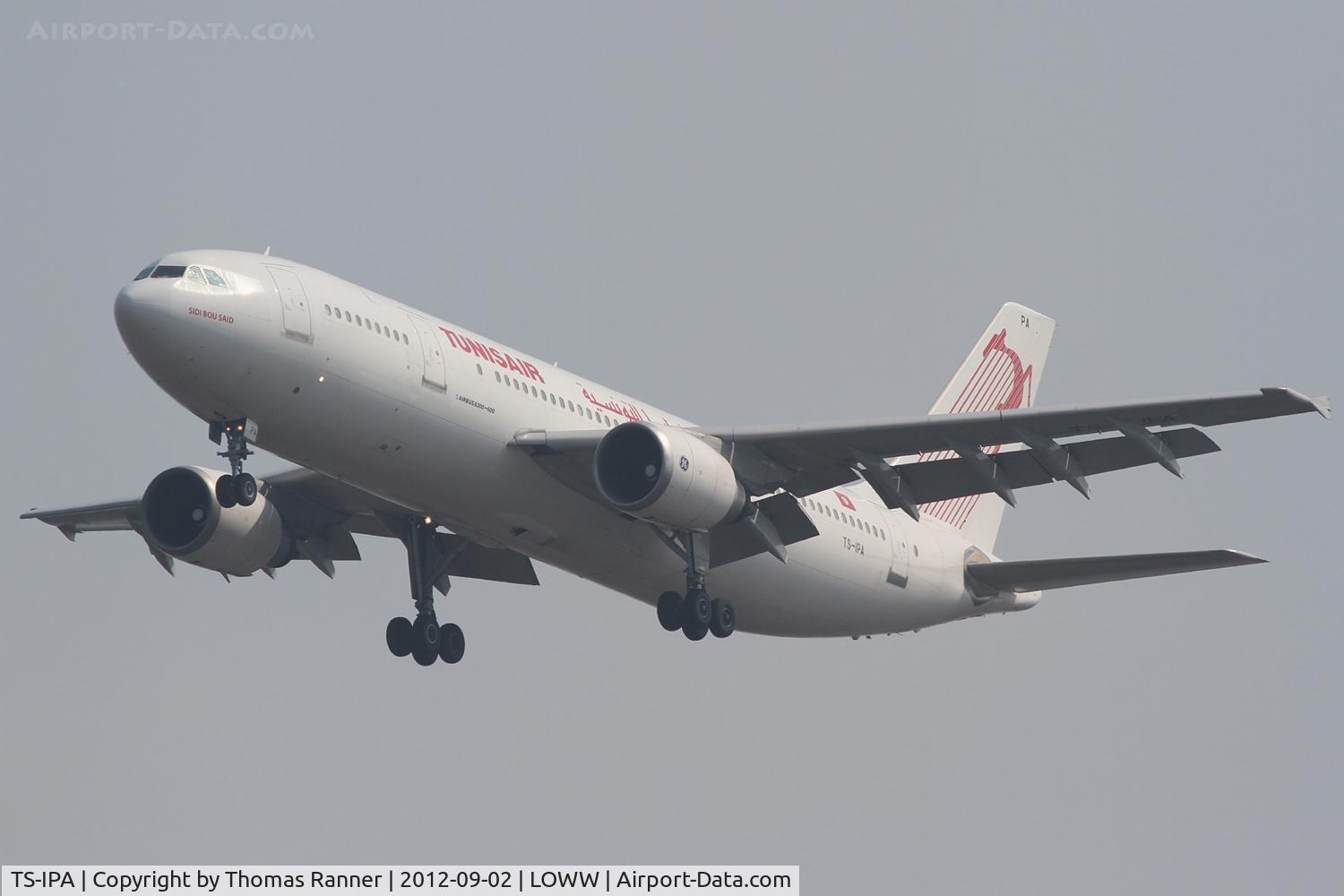 TS-IPA, 1990 Airbus A300B4-605R C/N 558, Tunisair Airbus A300